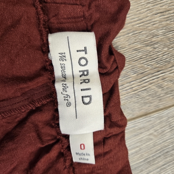 Torrid rusty red-brown linen blend pull-on shorts, size 0X - Picture 7 of 9